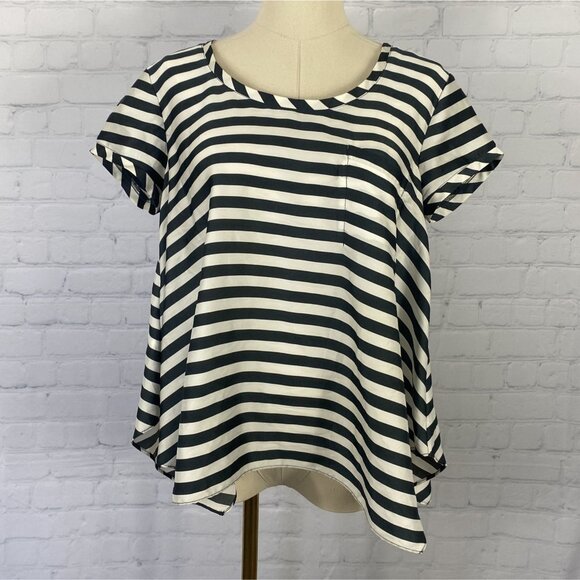 ⭐ 3/$15 BCBGMaxazria Small Black White Stripe Pocket Tee Blouse - Picture 1 of 8